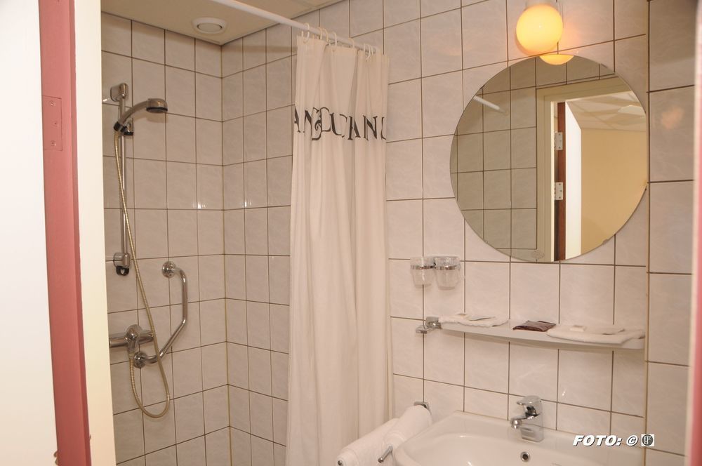 Hotel Het Galjoen Dronten Exterior photo