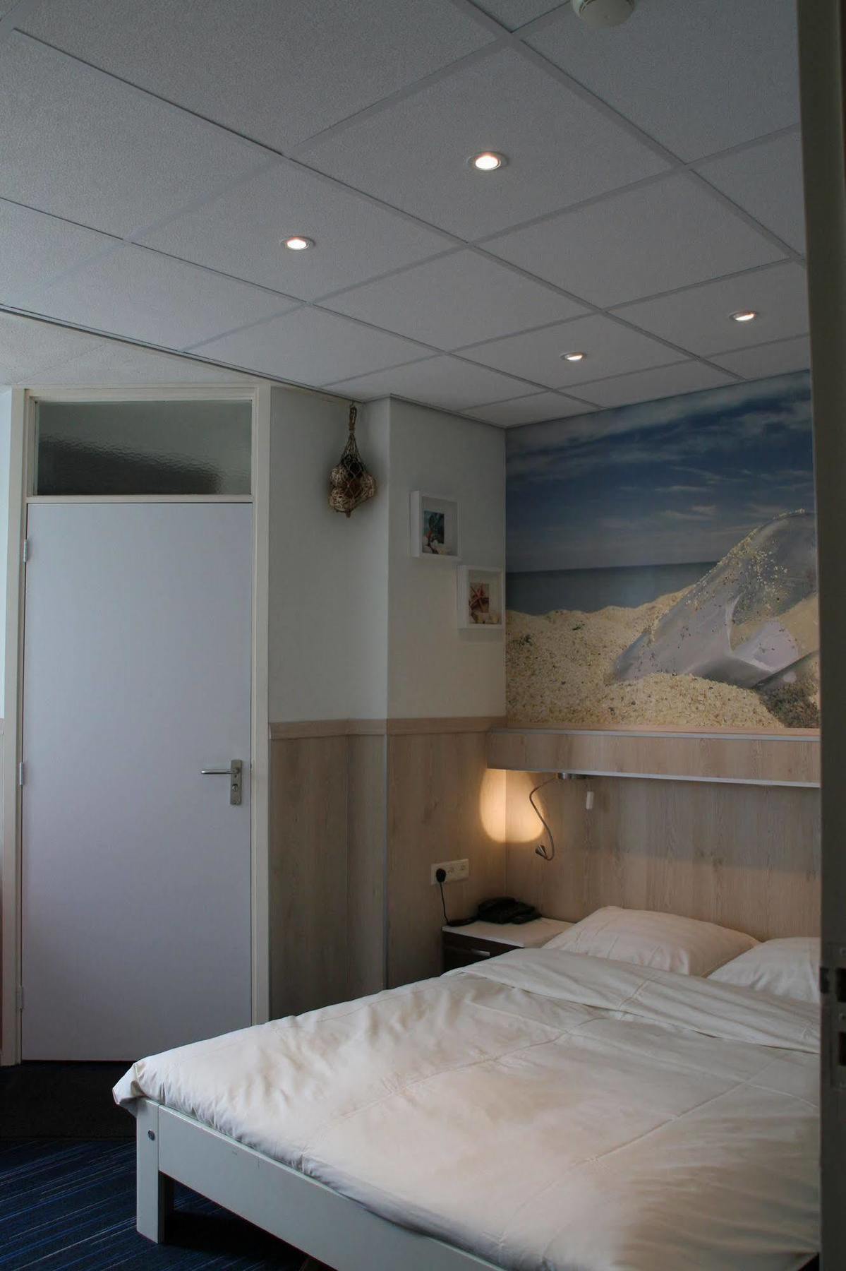 Hotel Het Galjoen Dronten Exterior photo